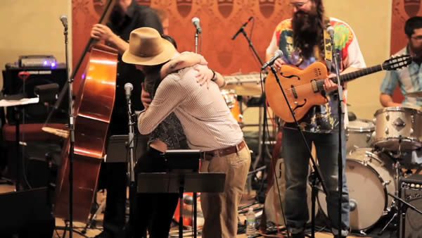 Sharon Van Etten and Justin Vernon